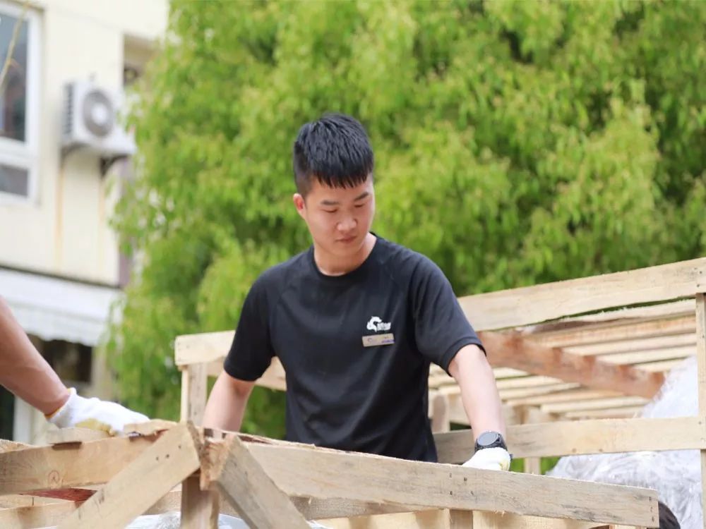優(yōu)質(zhì)服務(wù)，暖心共贏5.jpg